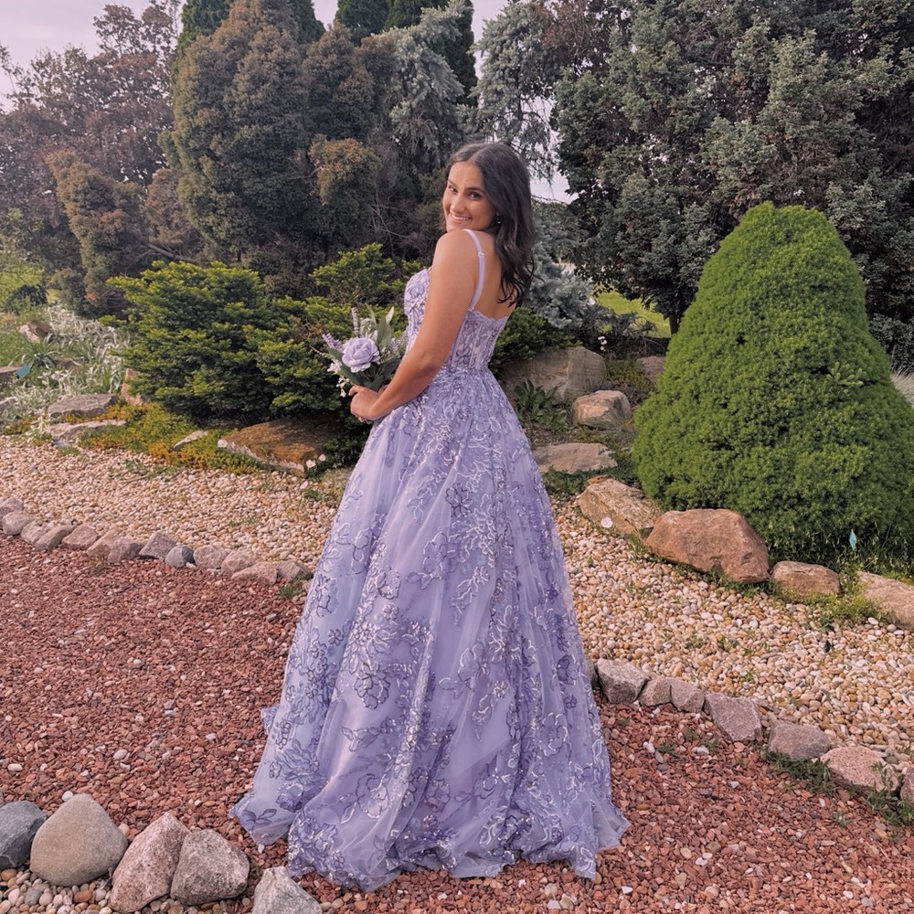 jovanni 26223 prom dress